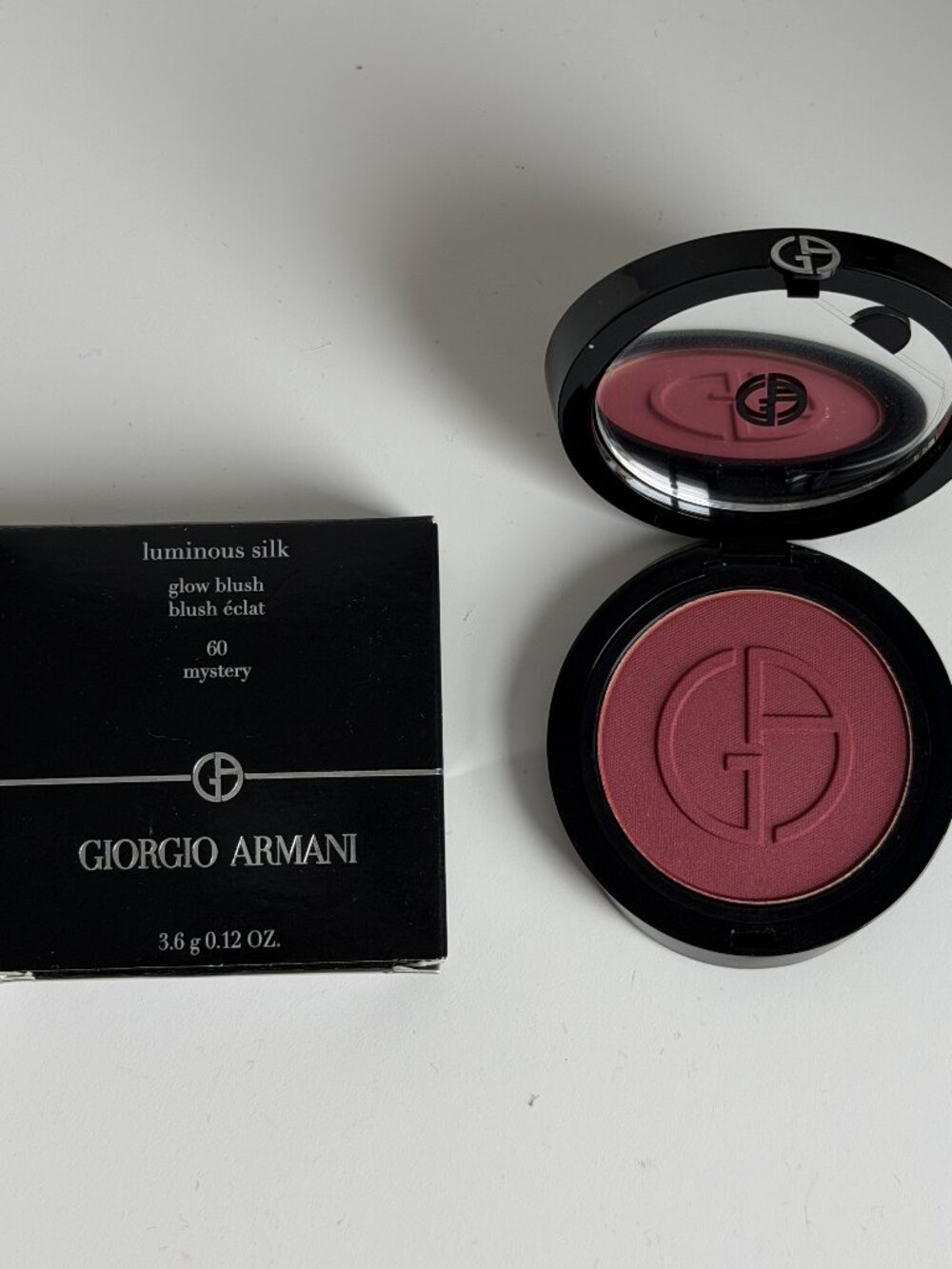 NWT Armani Luminous Silk Glow Blush 60 Mystery